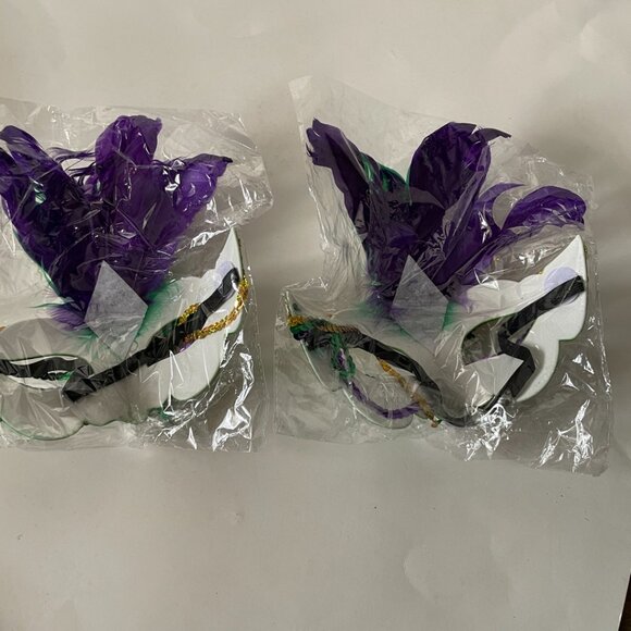 2 Mardi Gras Feather Masquerade Masks - Picture 7 of 8
